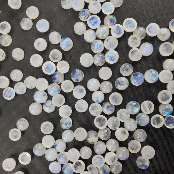 Moonstone Round Cabochons, 8mm