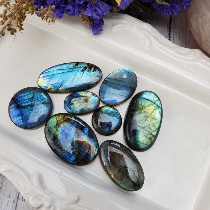 Labradorite Cabochons, 100g bags