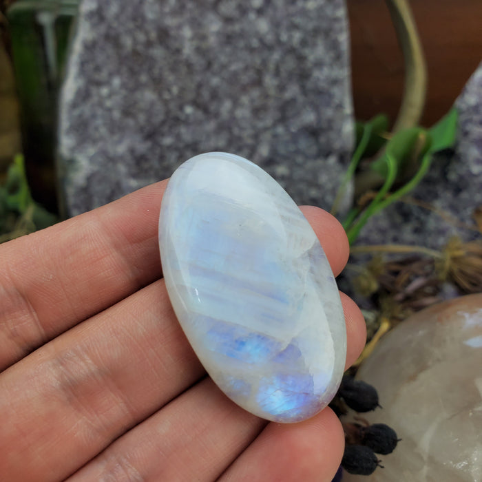 Moonstone Cabochon, 14