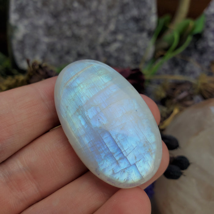 Moonstone Cabochon, 7