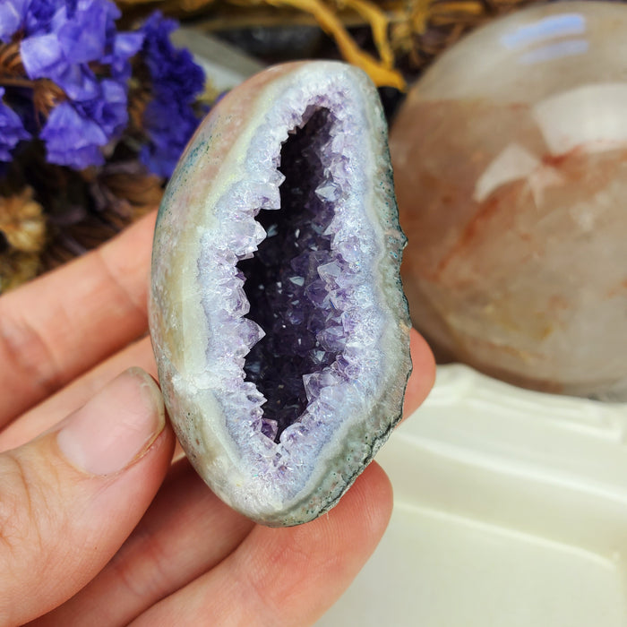 Uruguay Amethyst Geode, 1