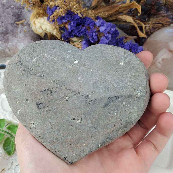 Uruguay Amethyst Heart