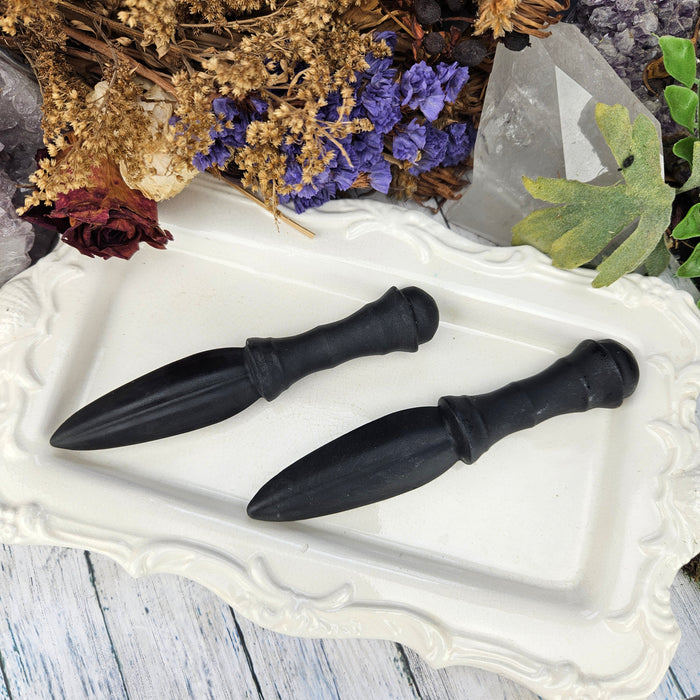 Obsidian Daggers