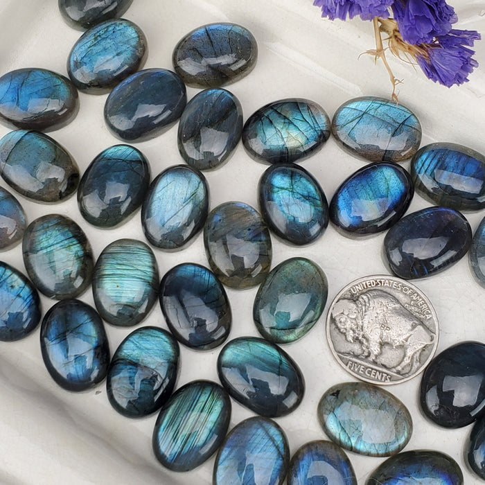 Labradorite Oval Cabochons, 13x18mm