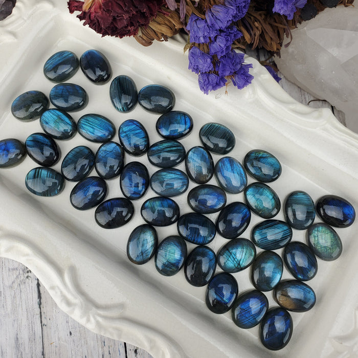 Labradorite Oval Cabochons, 15x20mm