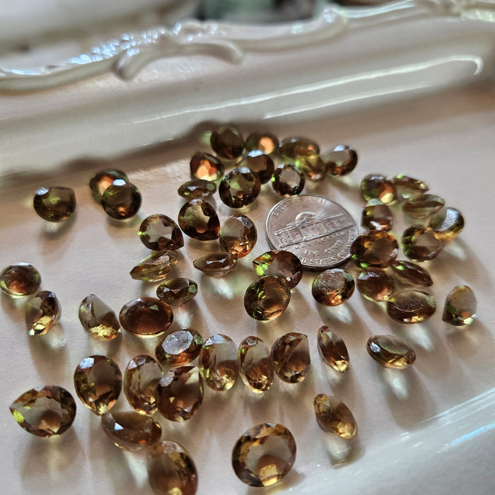 Color Shift Zultanite Facets