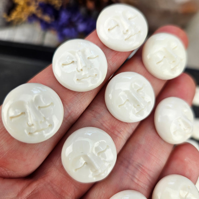 Round Face Bone Carving Cabochons, medium