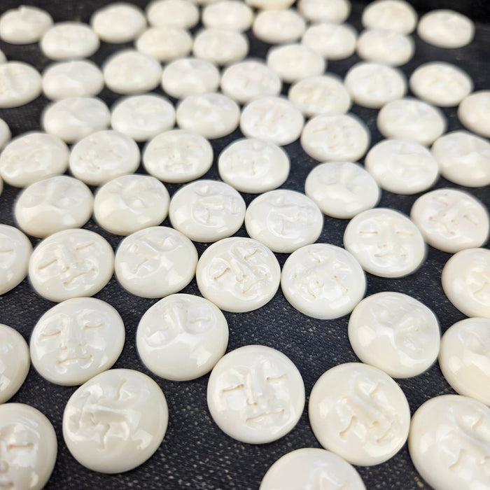 Round Face Bone Carving Cabochons, medium