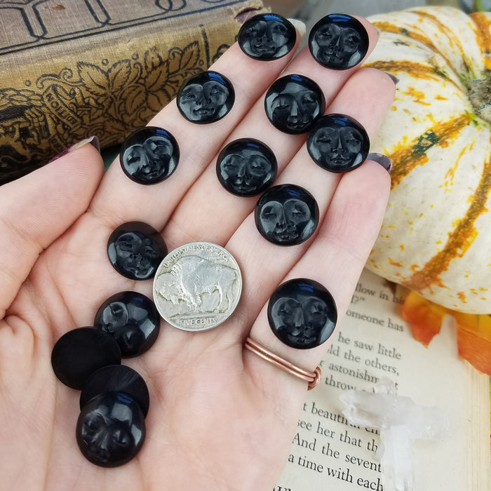 Mini Round Face Carving Cabochons, Buffalo Horn