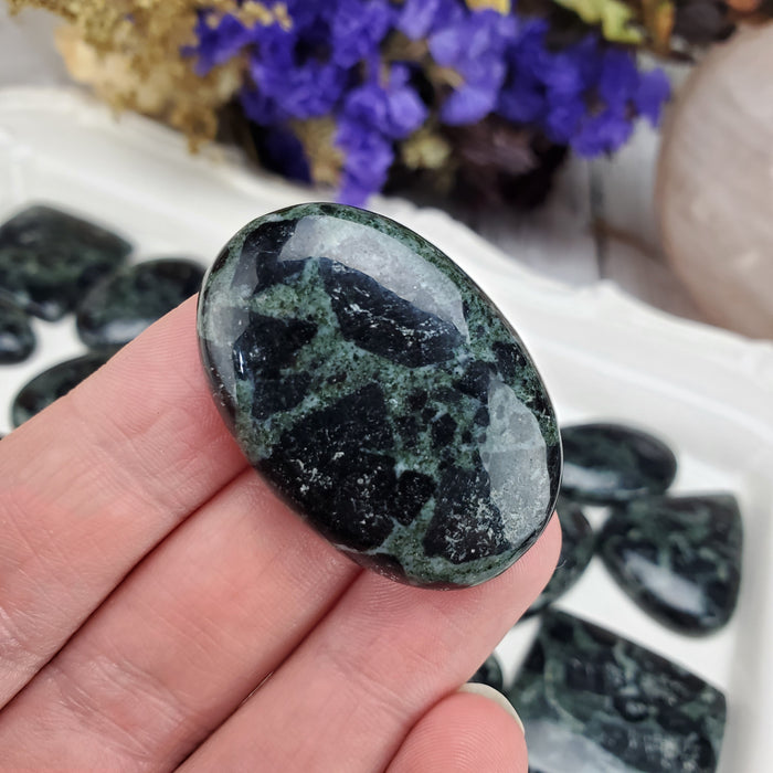 Kambaba Jasper Cabochons, 100 gram bags