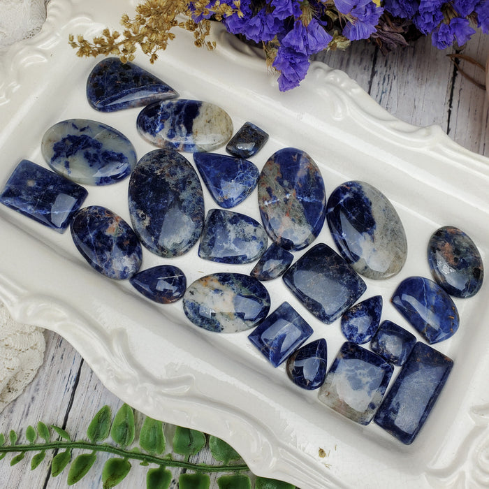 Sodalite Cabochons, 100 gram bags