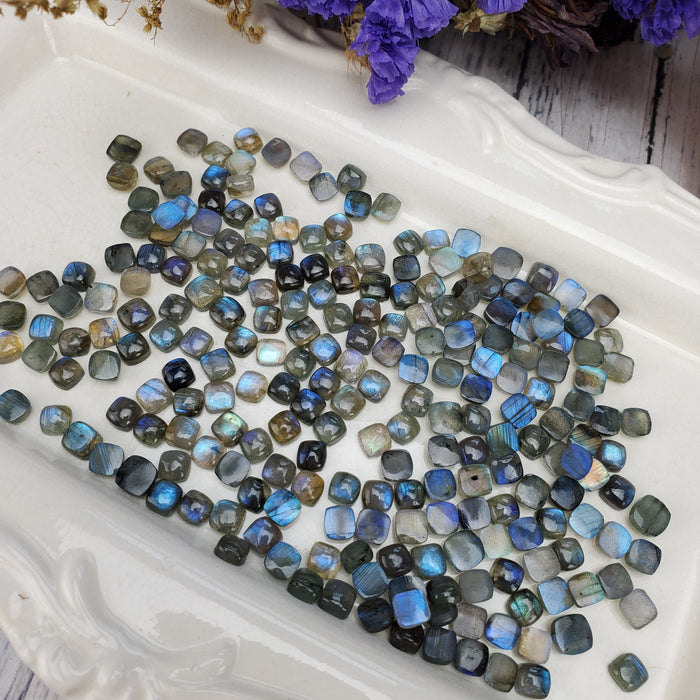 Labradorite Cushion Cabochons, 6mm