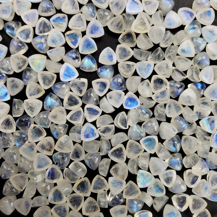 Moonstone Trillion Cabochons, 6mm