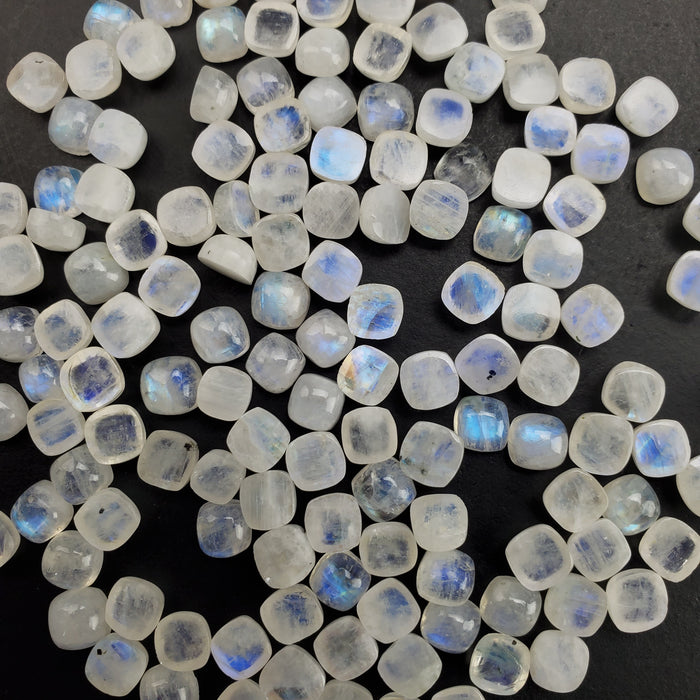 Moonstone Cushion Cabochons, 7mm