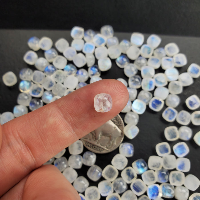 Moonstone Cushion Cabochons, 6mm